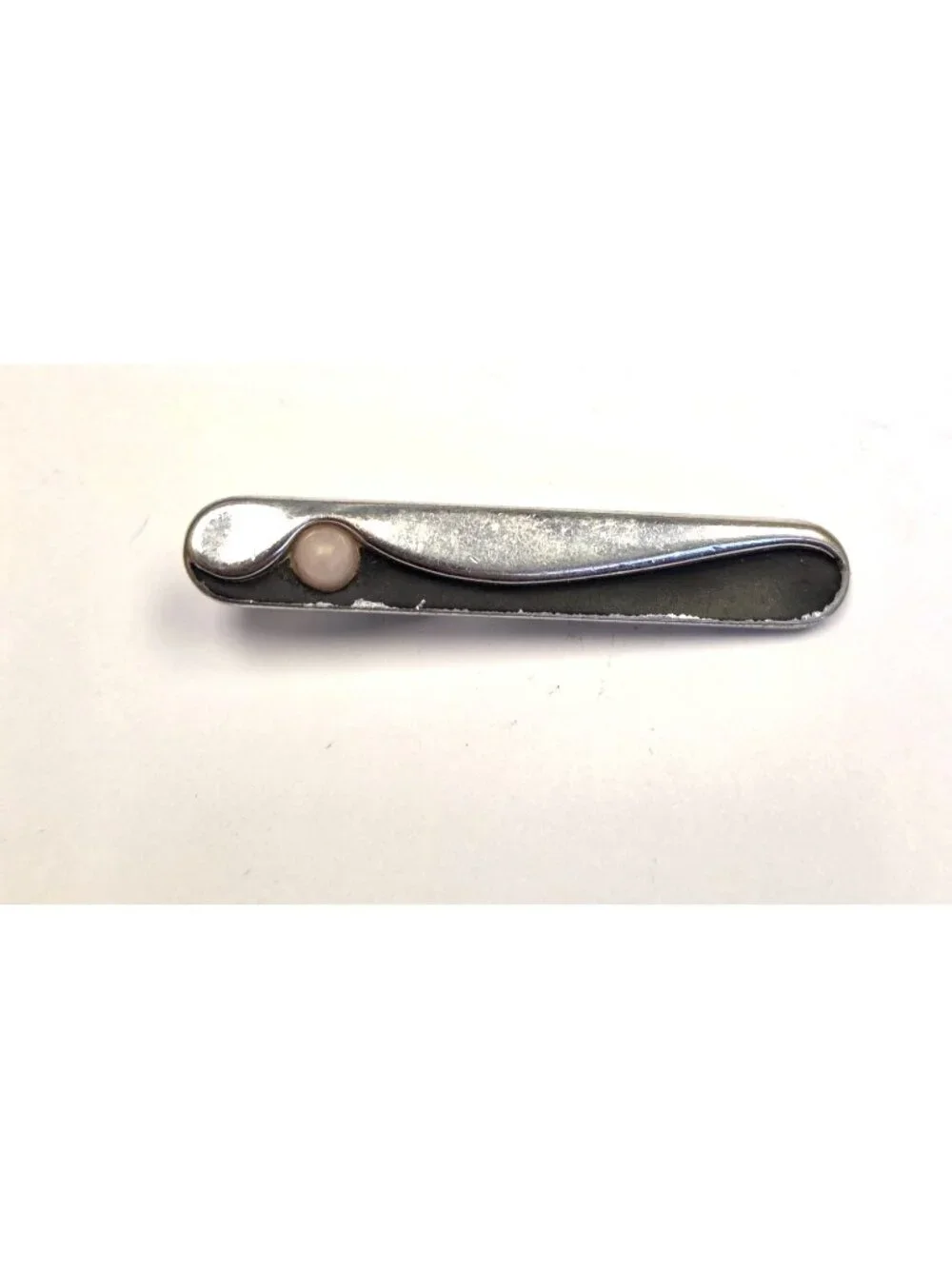 Silver-Tone Tie Clip With Pearl Accent Classic Mens Accessory